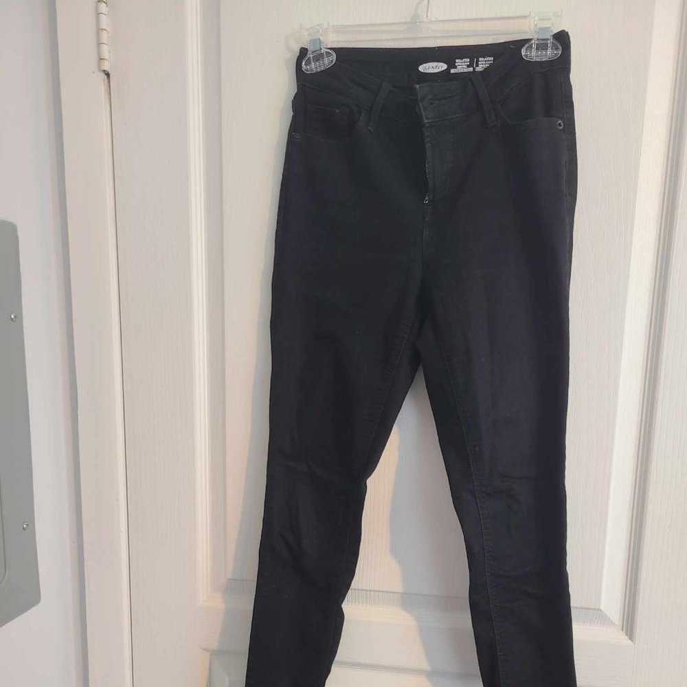 Black skinny jeans
